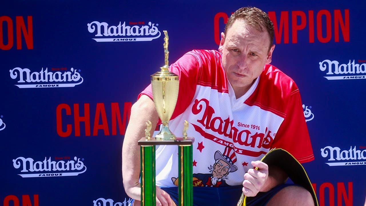 Joey-Chestnut4.jpg