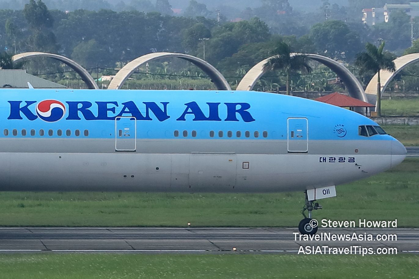 KoreanAirB777300ERrHL8011_5330.jpg