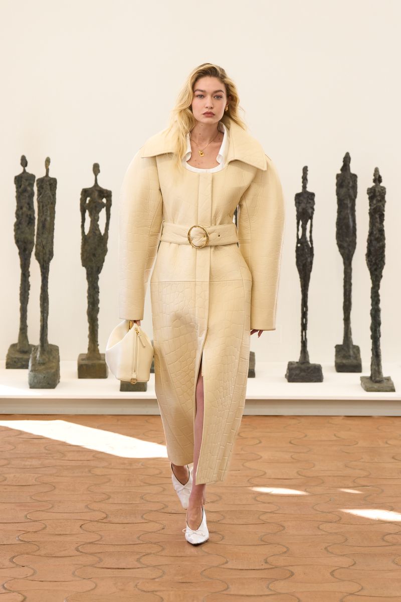 Les-Sculptures-SS24-look-01.jpg