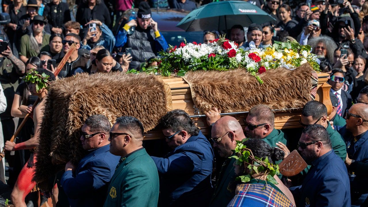 New-Zealand-Maori-King-Funeral.jpg