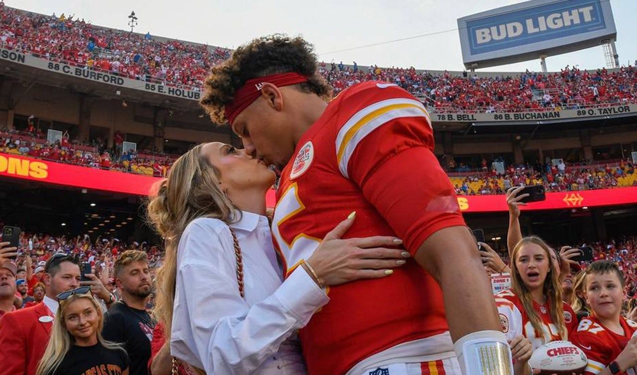 Patrick-Brittany-Mahomes.jpg