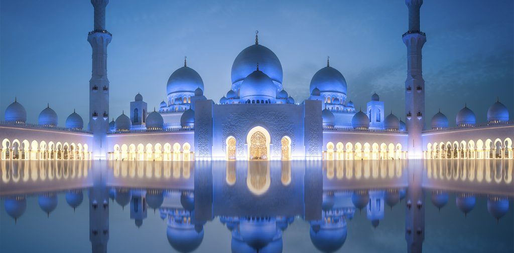Sheikh-Zayed-Grand-Mosque-boule1301-AdobeStock_215776077-1024x504.jpg