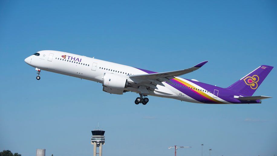 Thai-Airways-A350-delivery-e1472555398296.jpg