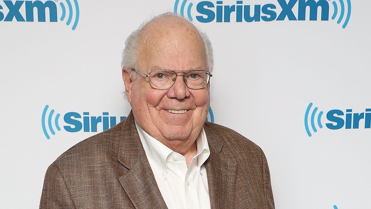 Verne-Lundquist.jpg