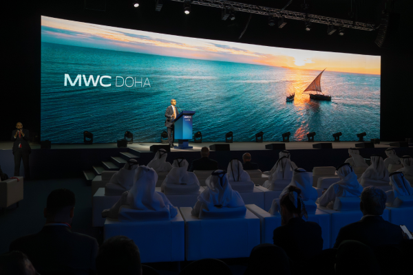 Vivek_Badrinath_on_stage_at_MWC25_Doha-1.png