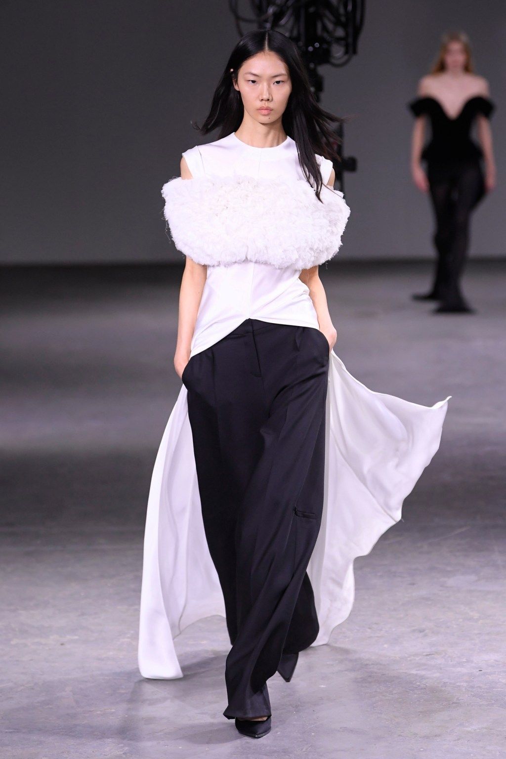 david-koma-fall-2024-ready-to-wear-1.jpg