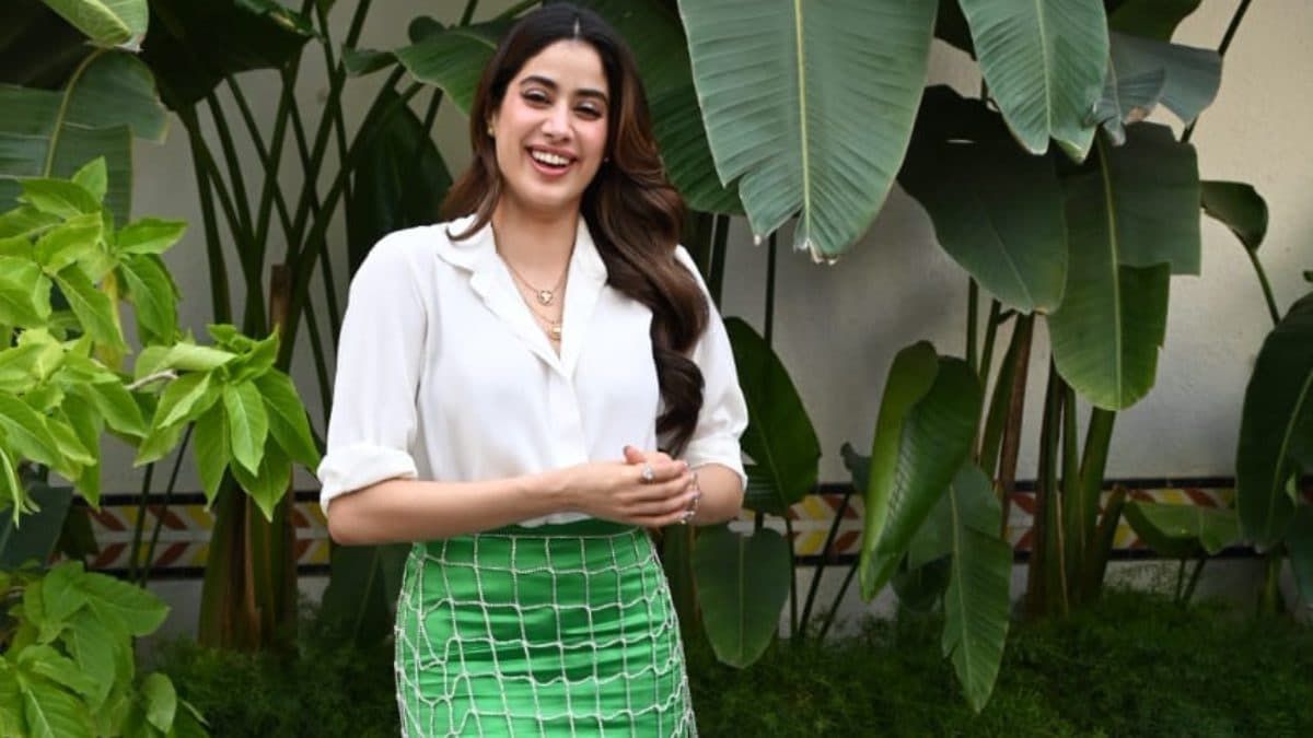 janhvi-kapoor-during-mr-and-mrs-mahi-promotions-2024-05-127321a2b5bdac118ea4cadd04a9e530-16x9.jpg