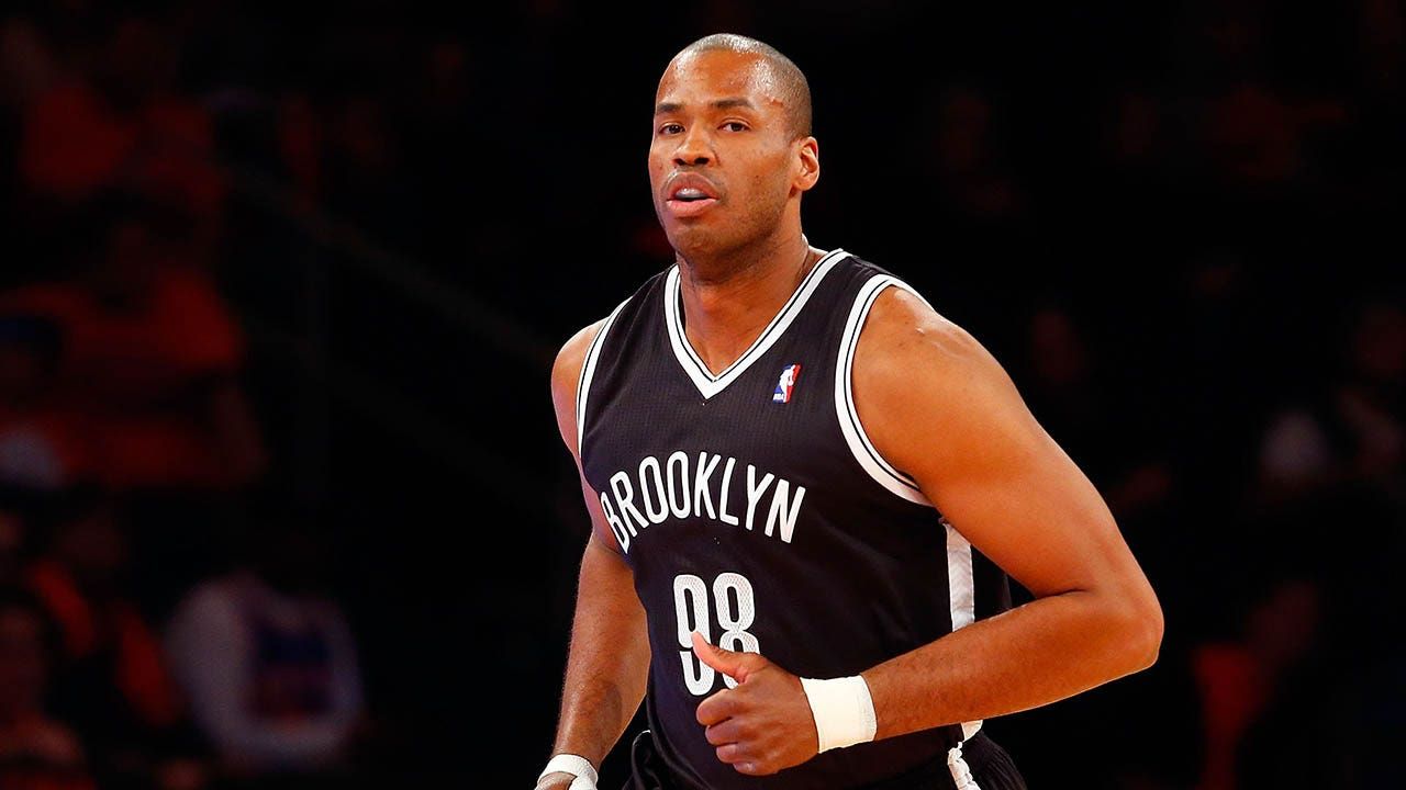 jason-collins-brooklyn-nets-091125-1.jpg