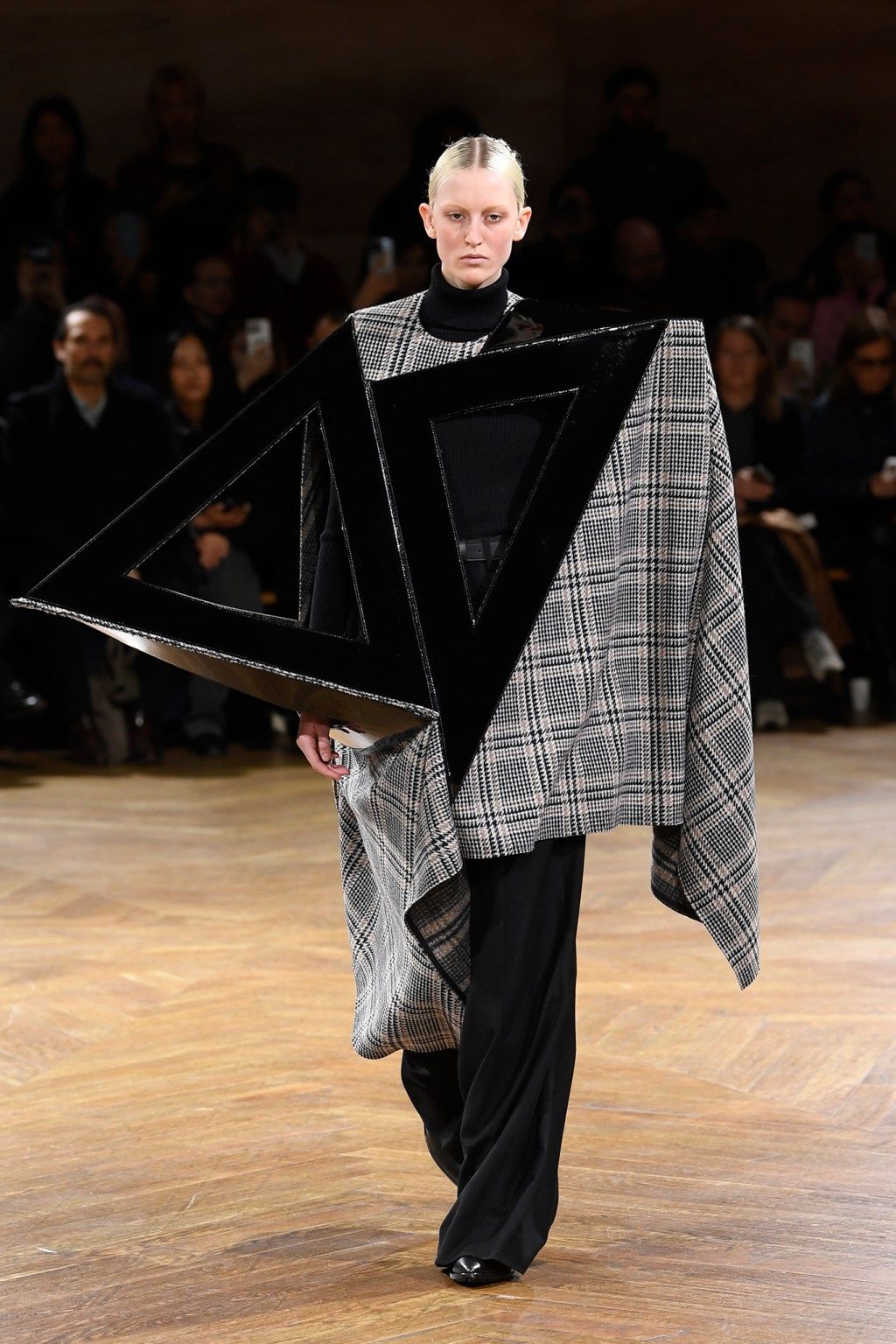 junya-watanabe-fall-2024-ready-to-wear-1.jpg