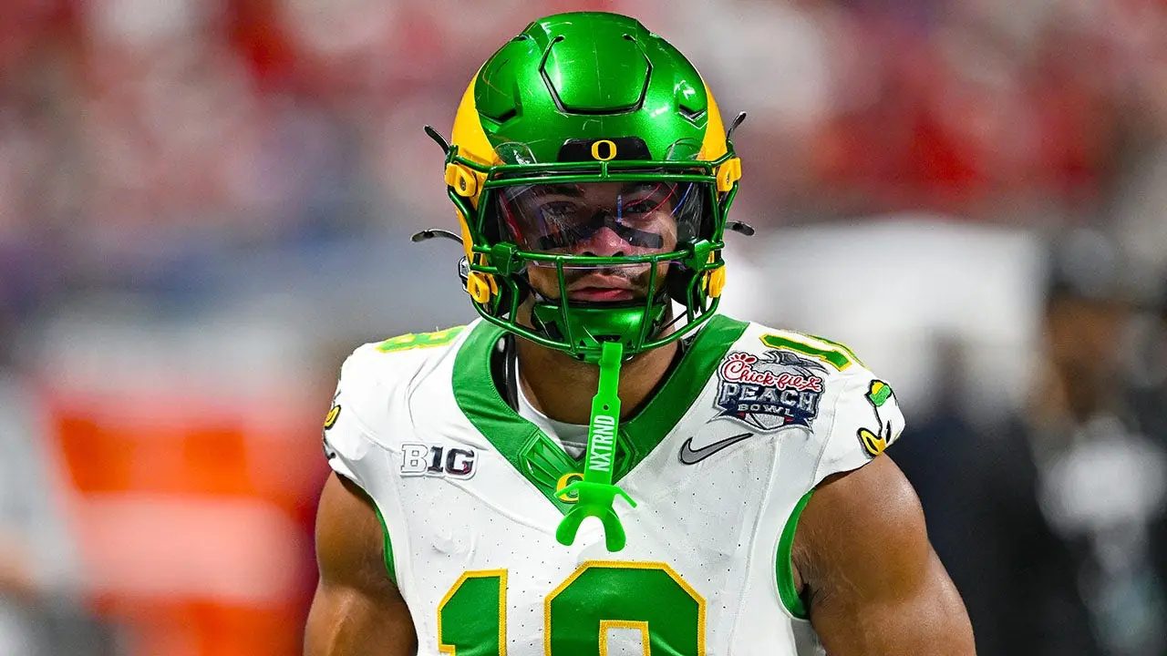 kenyon-sadiq-oregon-peach-bowl-fox-news-001.jpeg
