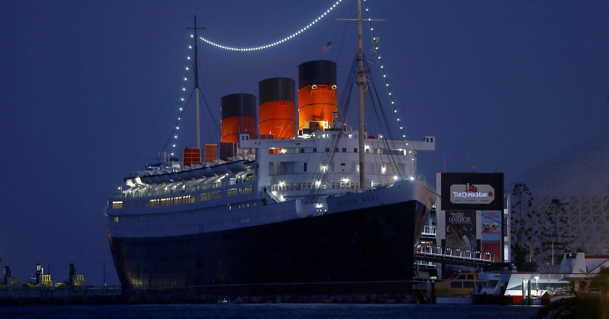 la-photos-1staff-467190-la-me-queen-mary-upkeep001-ls.jpg