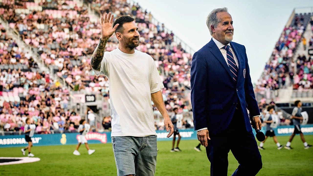 lionel-messi-jorge-mas.jpg