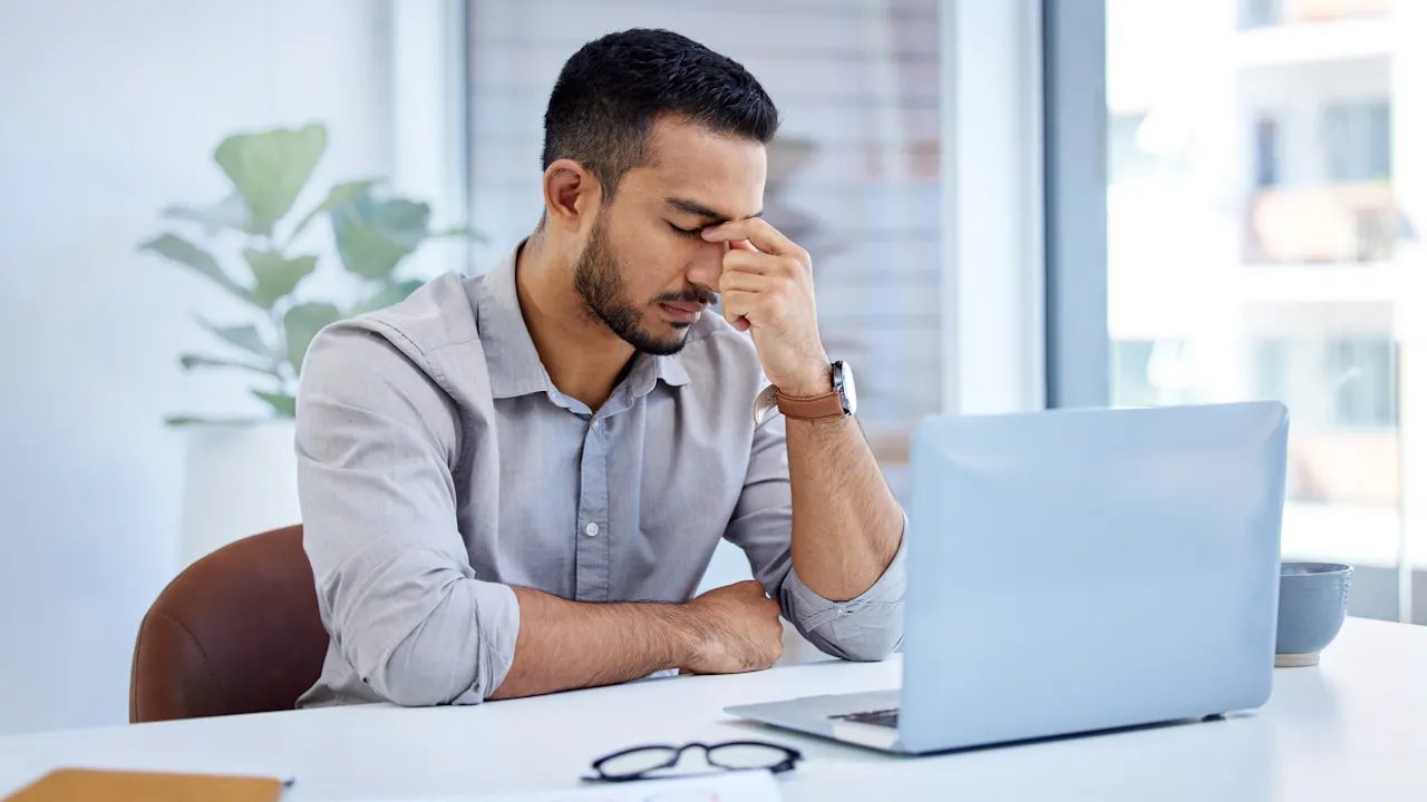 man-stressed-at-work.jpg
