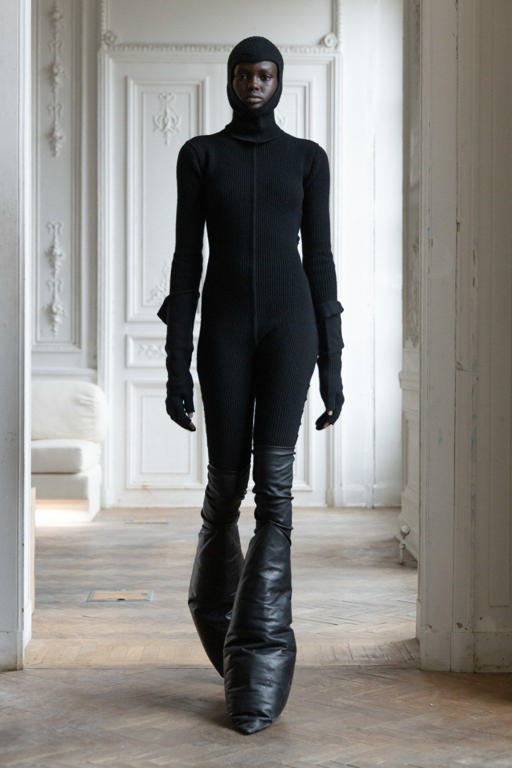 rick-owens-fall-2024-ready-to-wear-001.jpeg