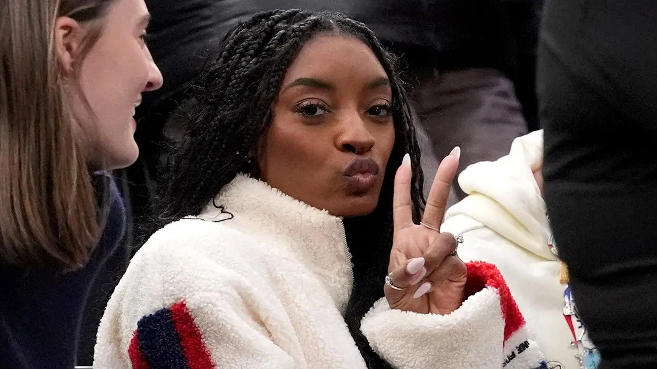 simone-biles-milan-ice-hockey-fox-news-001.jpeg