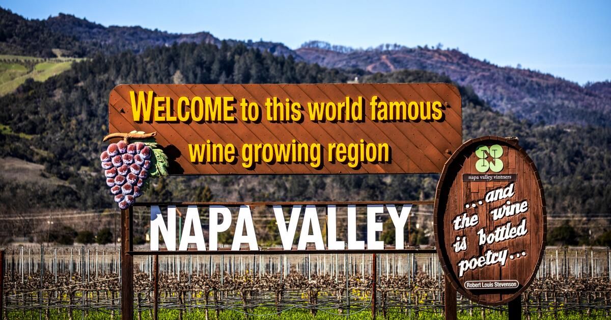 urlhttps3A2F2Fcalifornia-times-brightspot.s3.amazonaws.com2F0a2F372Fe90507e540158fee4f89f9fb2ba12F711501-tr-napa-scenes-welcome-sign-jlc-0204-17872.JPG