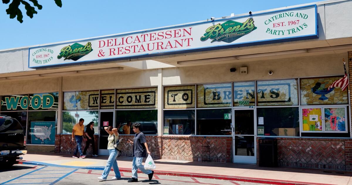 urlhttps3A2F2Fcalifornia-times-brightspot.s3.amazonaws.com2F0f2F7e2F46a7599849de8ca5bf48636f.jpeg