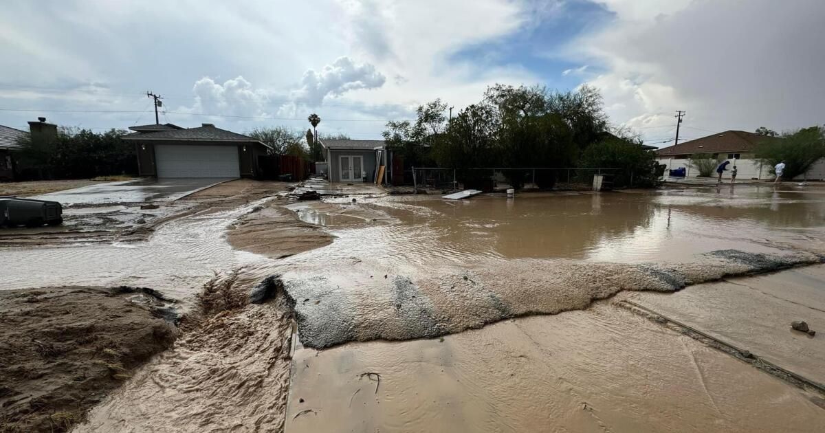 urlhttps3A2F2Fcalifornia-times-brightspot.s3.amazonaws.com2F162F4b2F6513837e4d9dbbae77f63982c2452F29palms-flooding-01.jpg