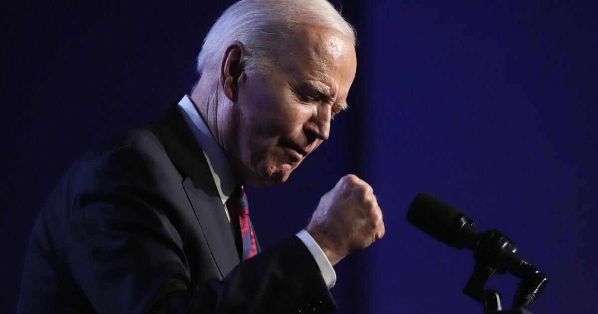 urlhttps3A2F2Fcalifornia-times-brightspot.s3.amazonaws.com2F162F6a2Fc9ae15794169985132e897ed64d22Faptopix-election-2024-biden-15723.jpg