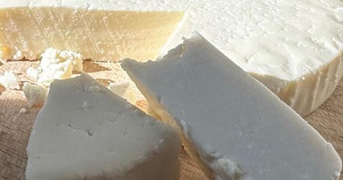 urlhttps3A2F2Fcalifornia-times-brightspot.s3.amazonaws.com2F282F792F7cf7b94f4eb796e54d2b42a0c0832Ffda-queso-fresco-cotija-cheese-1.jpg