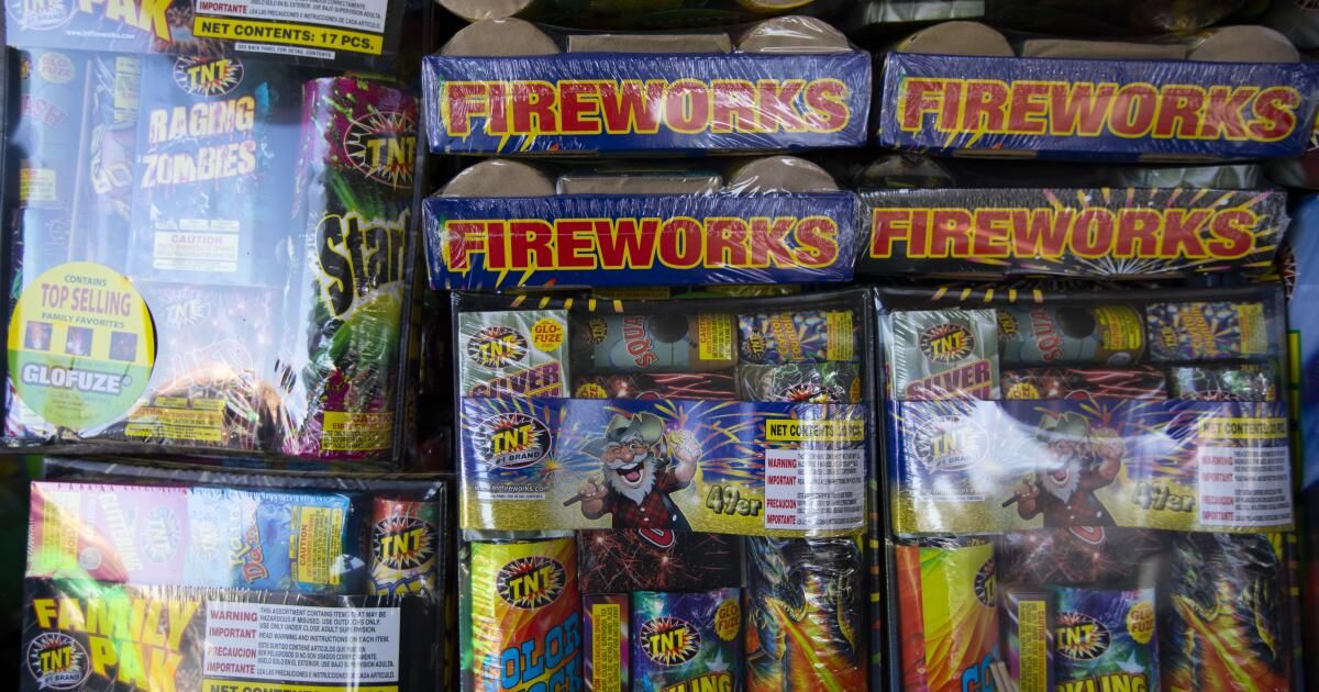 urlhttps3A2F2Fcalifornia-times-brightspot.s3.amazonaws.com2F2d2Fd02F9aedbcf14d5e8c18f9f6c7d2b4d92Fla-photos-1staff-566356-firework-sales-01.FO_.jpg