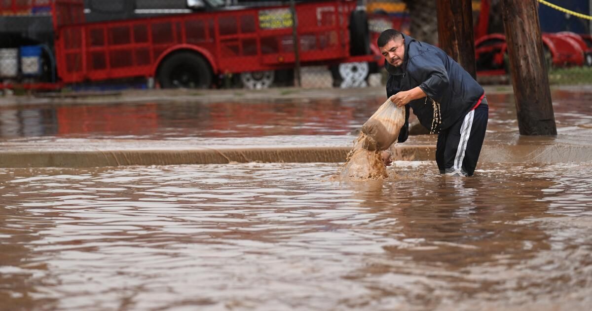 urlhttps3A2F2Fcalifornia-times-brightspot.s3.amazonaws.com2F562Fcd2Ff8bebefb4b3cb53c5cbfc45678532F1337412-la-fg-0819-hurricane-hilary9-wjs.jpg