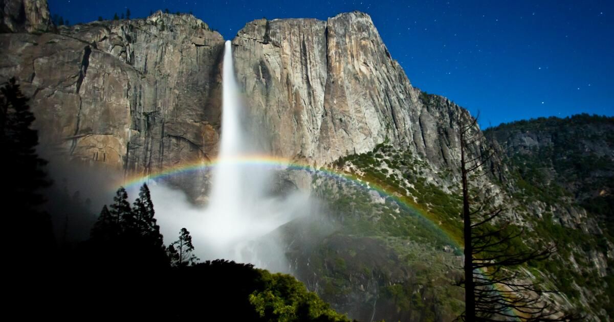 urlhttps3A2F2Fcalifornia-times-brightspot.s3.amazonaws.com2F842F6d2Fc75a26824f39862121ea295533e12Ftr-moonbow-yosemite-bh.jpg