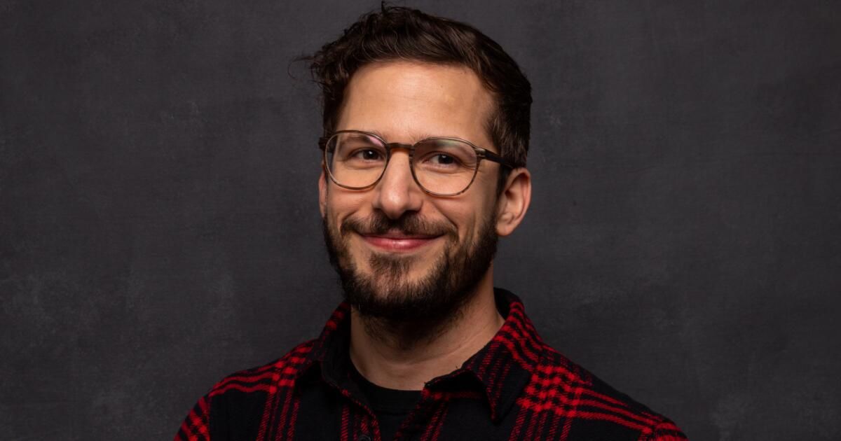 urlhttps3A2F2Fcalifornia-times-brightspot.s3.amazonaws.com2Fac2F802Ff0d28958433199dced430d835ee22Fandy-samberg-crop.jpg